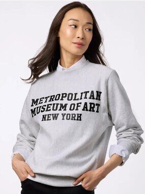 The Metropolitan Museum of Art Crew Neck Vintage Style Sweatshirt XS